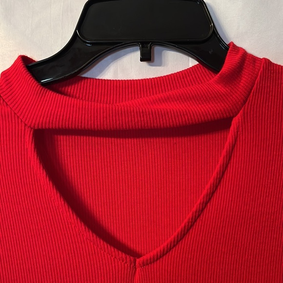 Red Short Sleeve Dress Size L - Picture 3 of 6